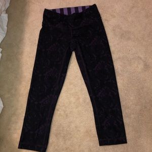 Lululemon leggings and bra set